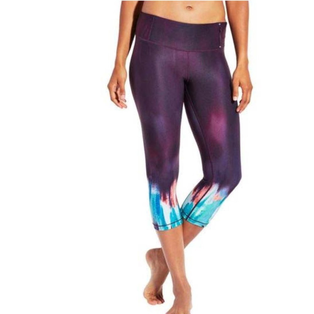 NWOT CALIA Essential Mid-Rise Tight Fit Printed Capris - sz S